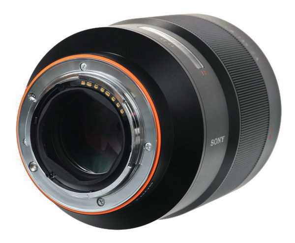 Sony 135mm F/1.8 Carl Zeiss Sonnar Review - Photo Jottings