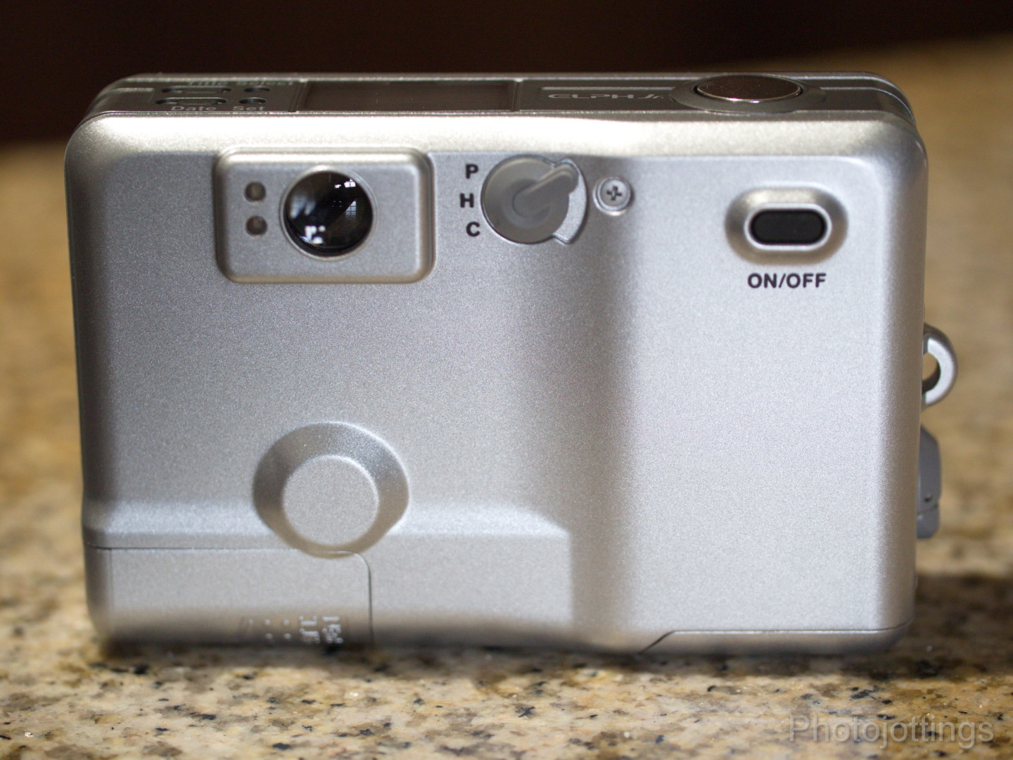 Canon ELPH Jr review, featuring the Advanced Photo System. Photo Jottings