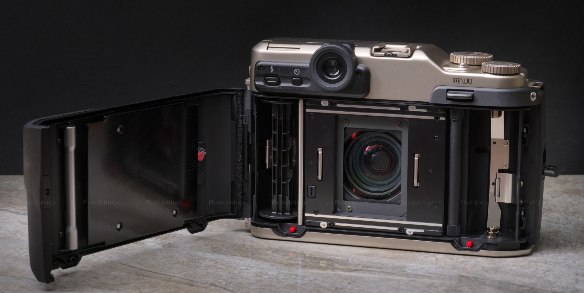 Fuji GA645Zi Review Photo Jottings